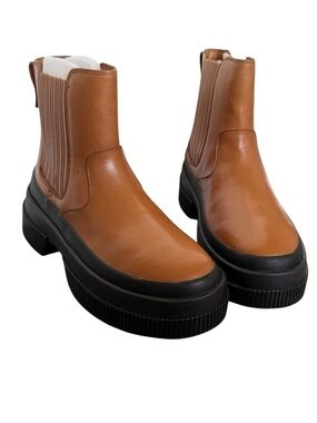 Sperry Tan Leather Chelsea Ankle Boots with Black Platform Sole